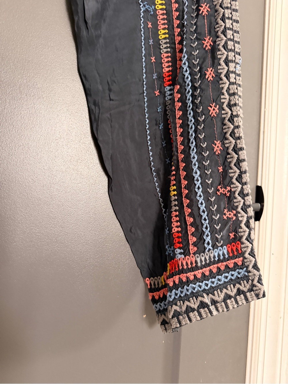 Johnny Was Black Cargo Pants with Multicolor Embroidered Stripes - Picture 3 of 10